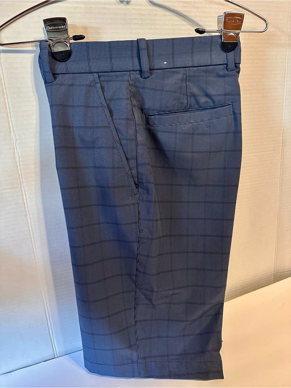 Nike Men’s Blue Checked Flat-Front Golf Shorts